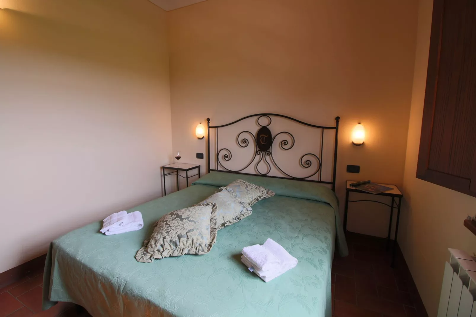 Tulipano-Bedroom