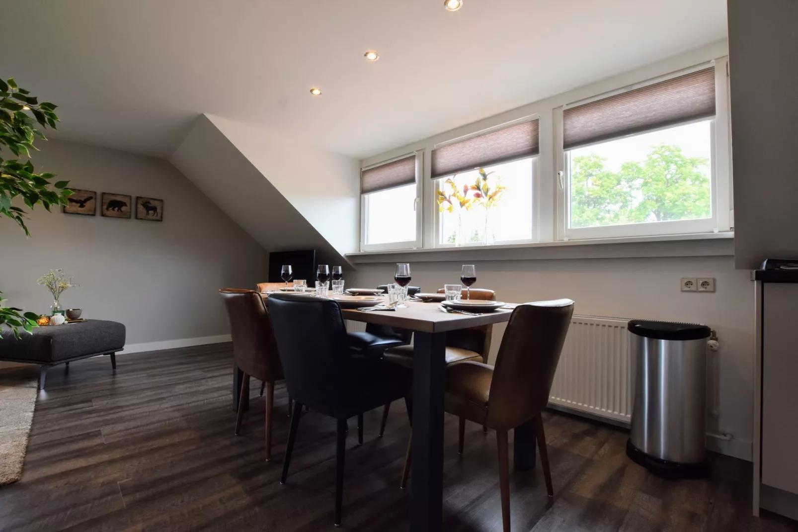 Erve Tank-Dining room