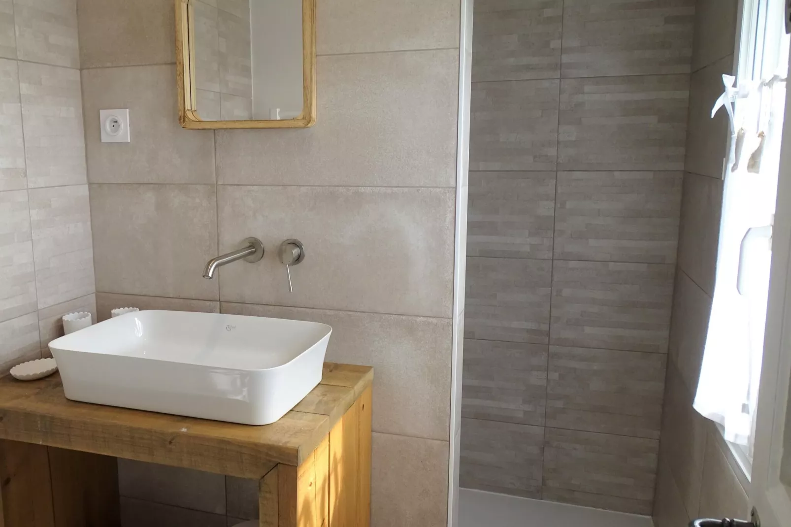 Villa Locquirec-Bathroom