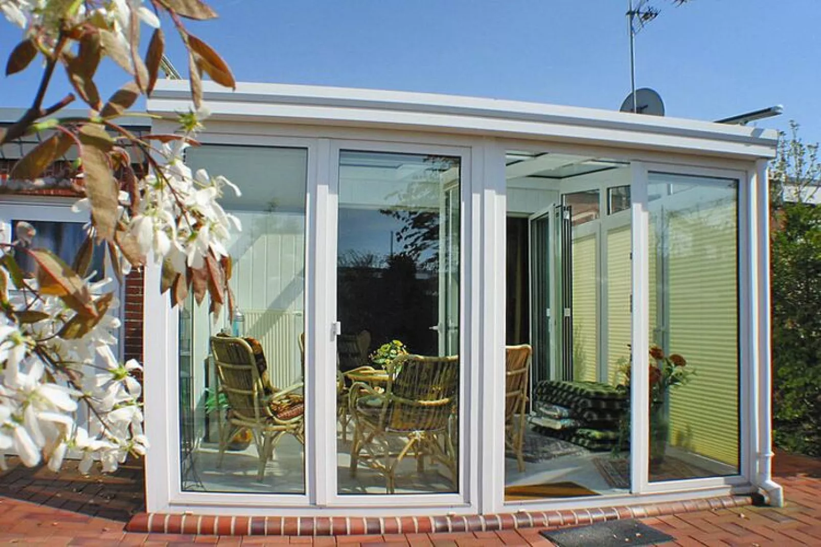 Ferienbungalow in Dornumersiel-Exterior summer