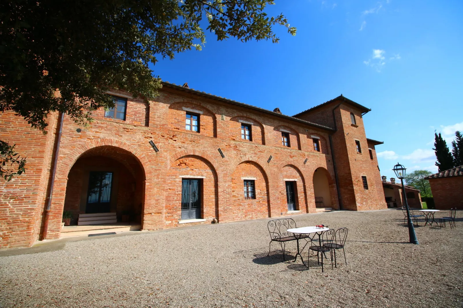 Tulipano-Exterior summer