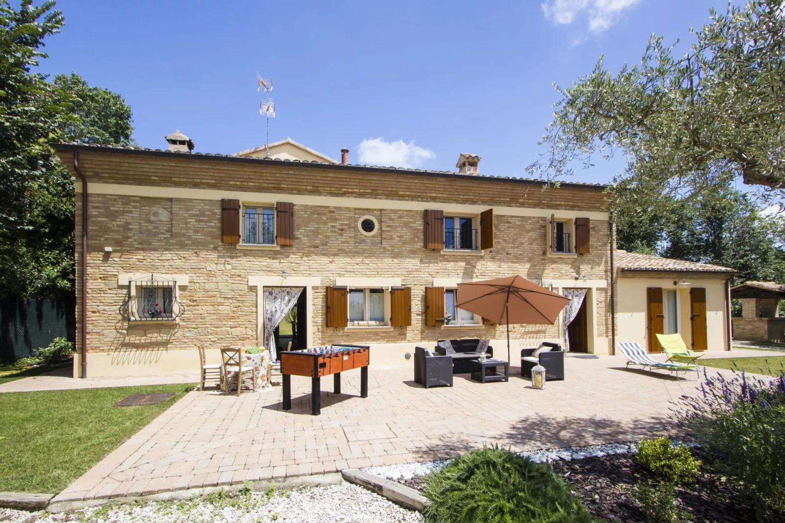 Villa Vanessa Farfalla-Gardens summer