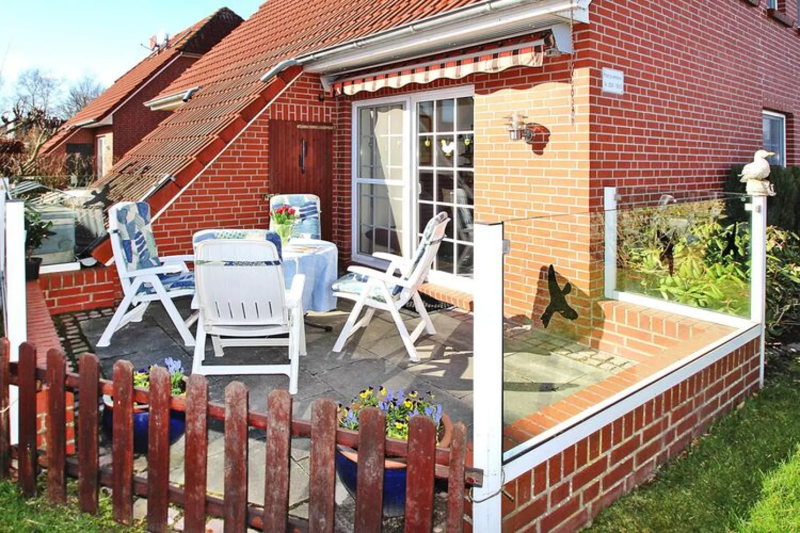 Doppelhaushälfte mit Sonnenterrasse in Neßmersiel-Terrace