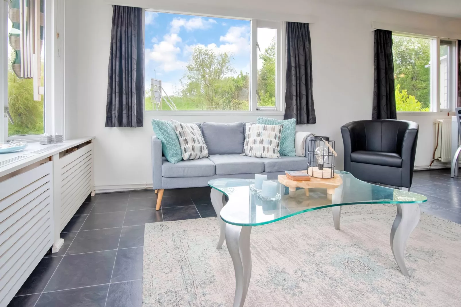Villa Avondrood-Living room