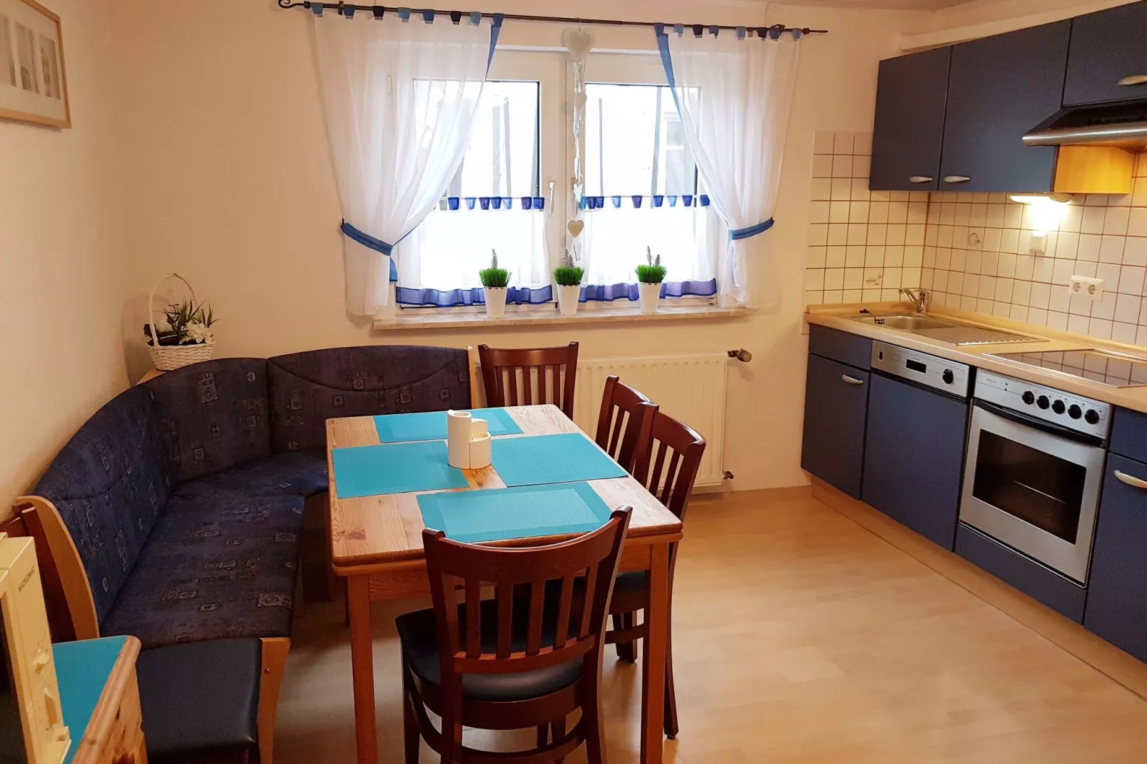 Ferienwohnung Lichte-Esszimmer