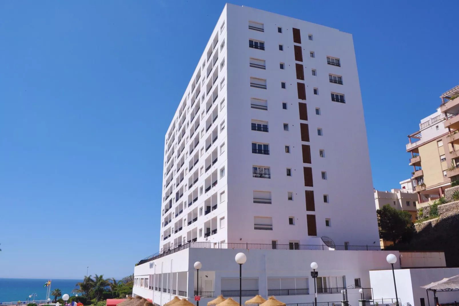 Apto 3dormitorios 8pax-Exterior summer