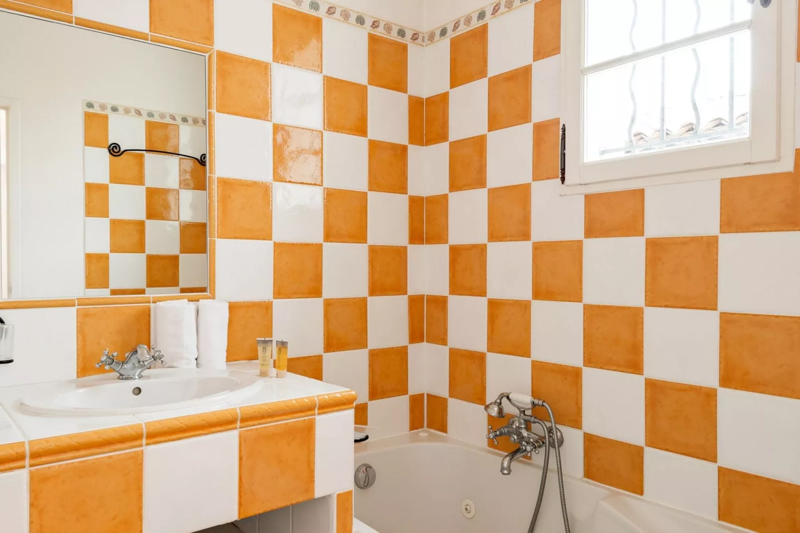 Domaine de Fayence 6-Bathroom