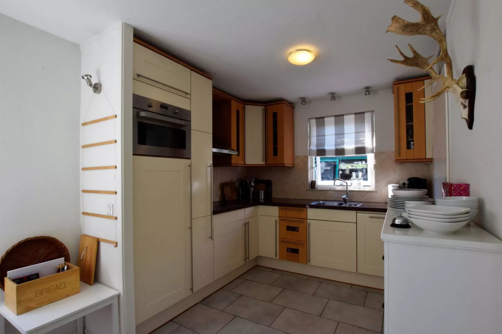 De Zilvermeeuw-Kitchen