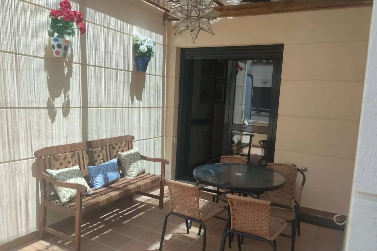 Piso confortable en Montilla-Terrace balcony