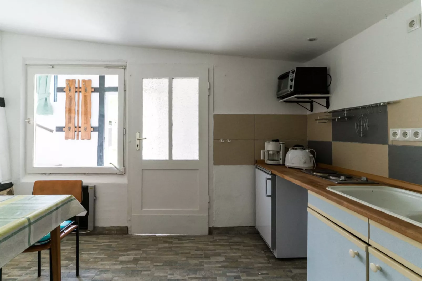 Gartenbungalow 1 linke Seite-Kitchen