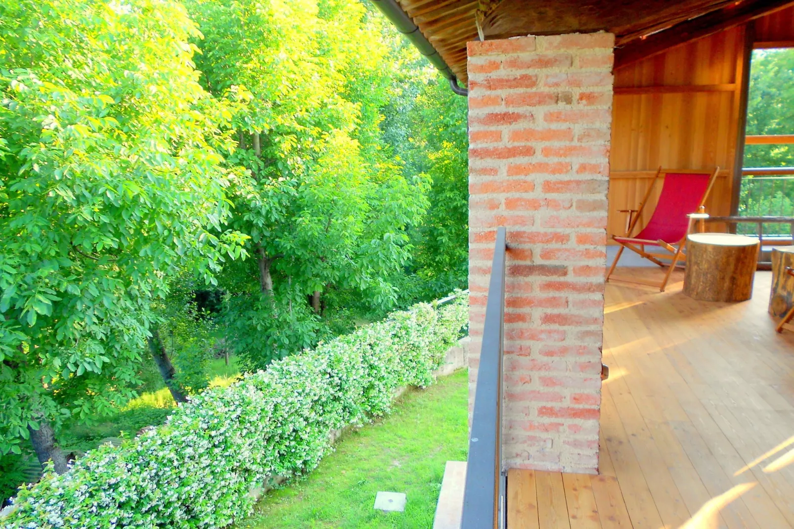 Le Do None Grande-Gardens summer