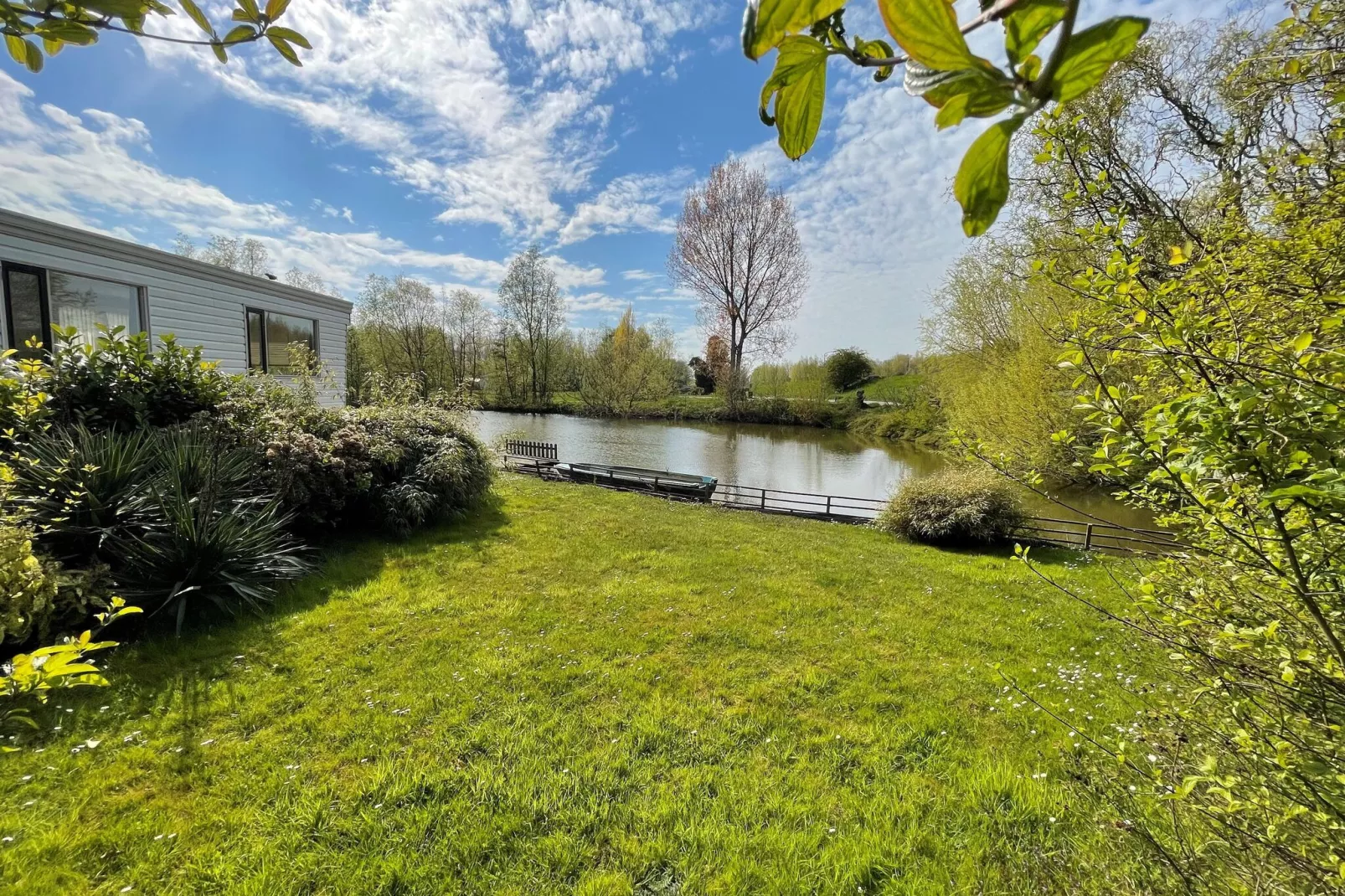 Villa Avondrood-View summer