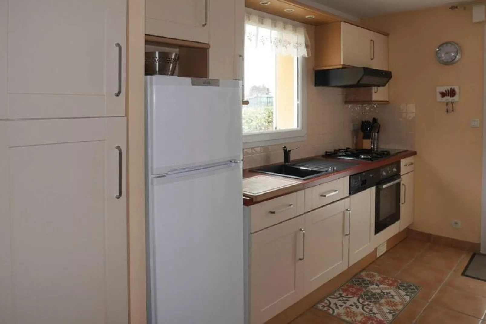 Ferienhaus Plounéour-Brignogan-Plages-Kitchen