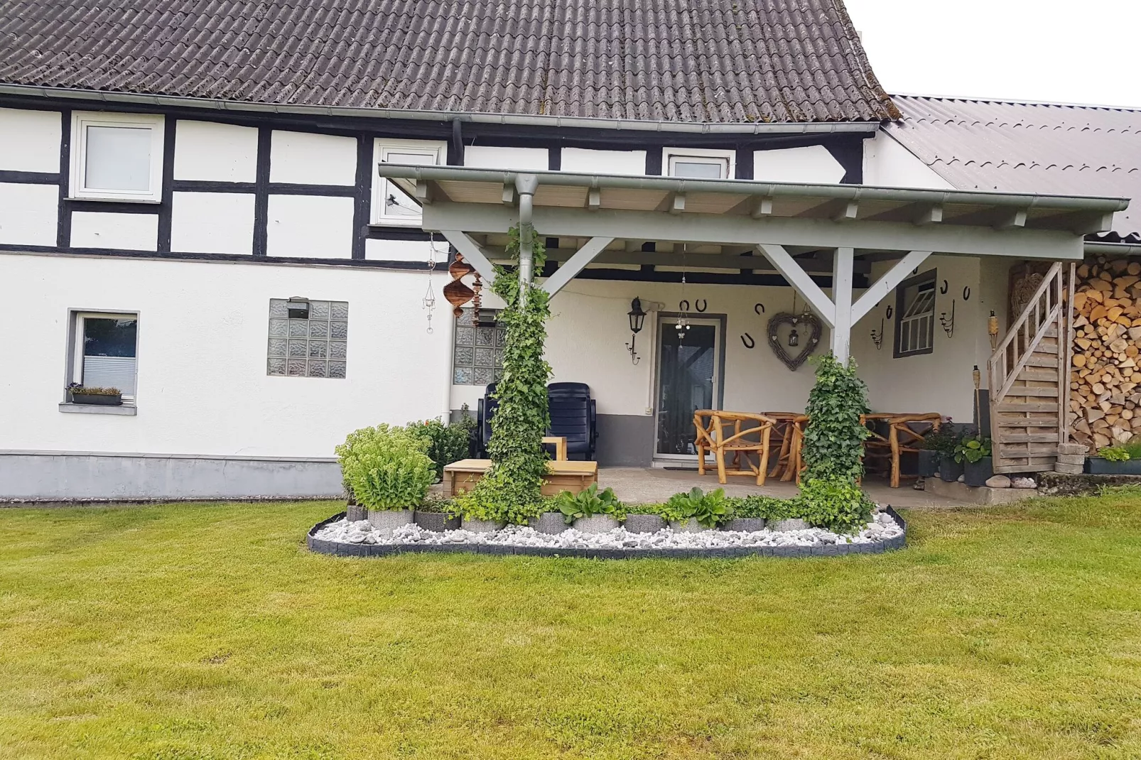 Ferienwohnung Lichte-Gärten Sommer