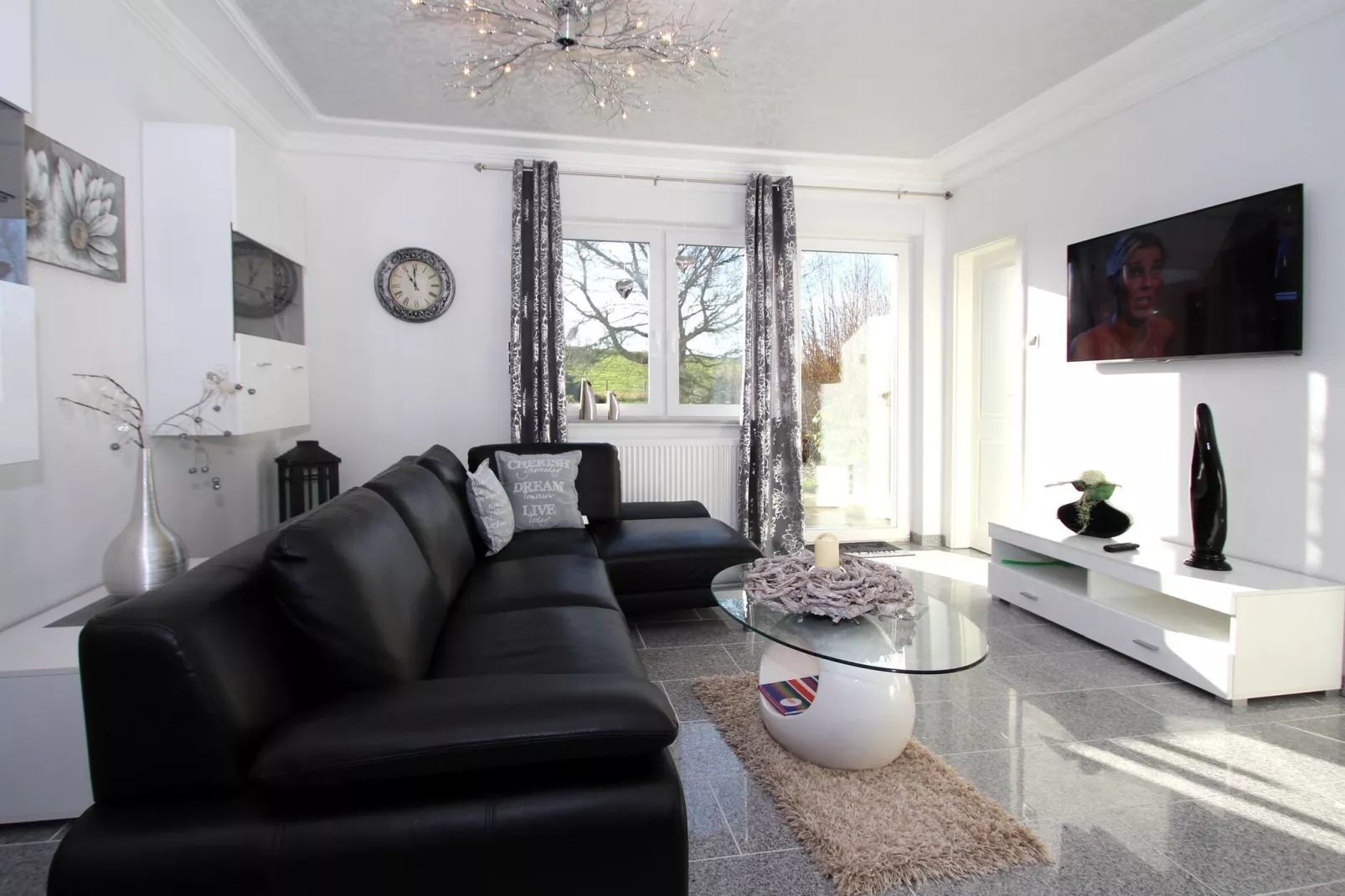 Ferienbungalow Wiesengrund mit Sauna-Living room