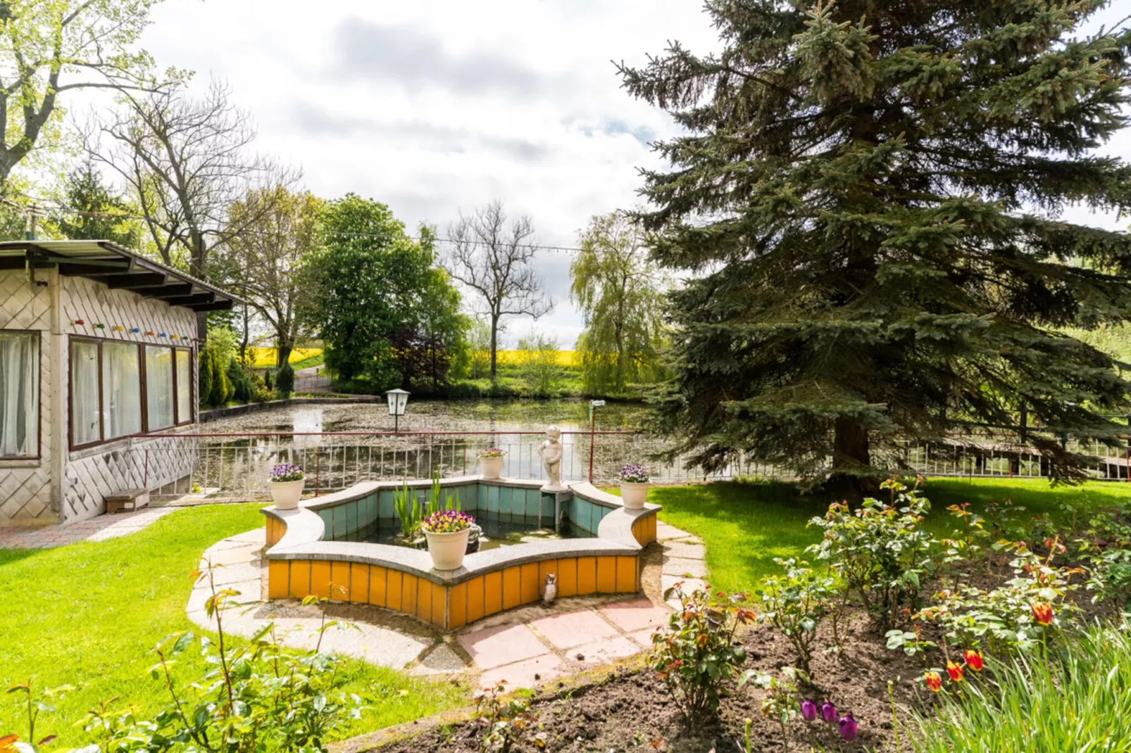 Gartenbungalow 1 linke Seite-Areas summer 1km