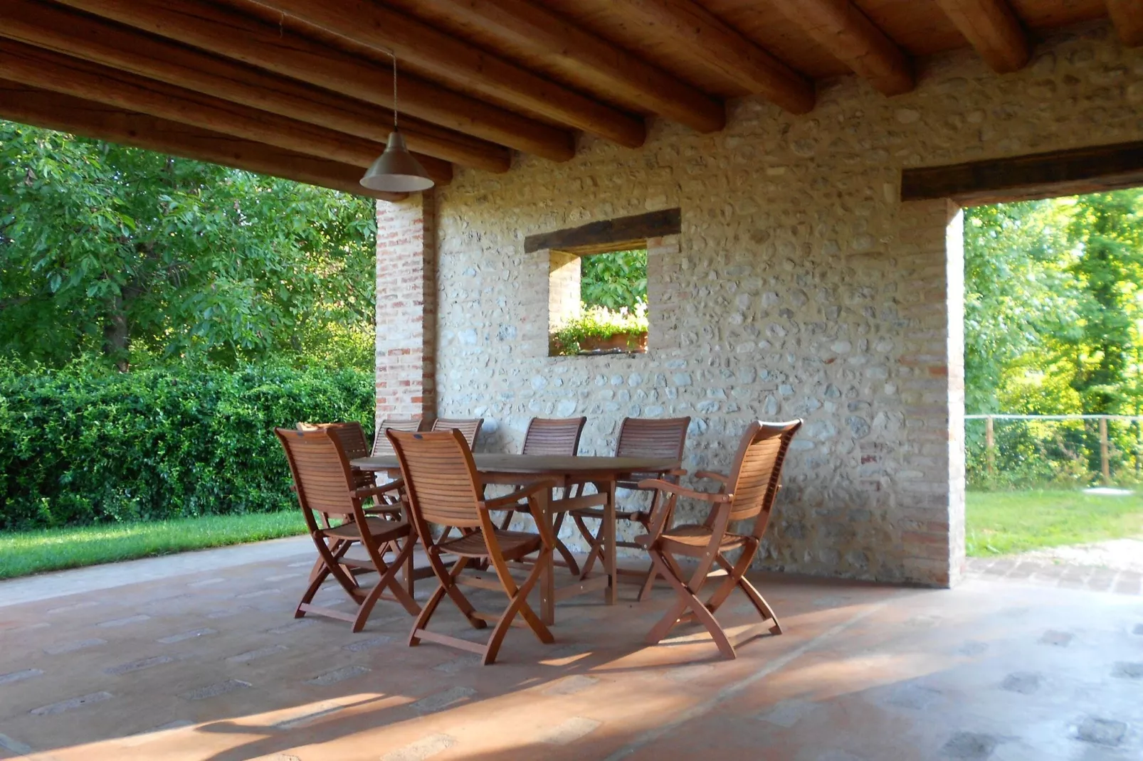 Le Do None Tre-Terrace balcony
