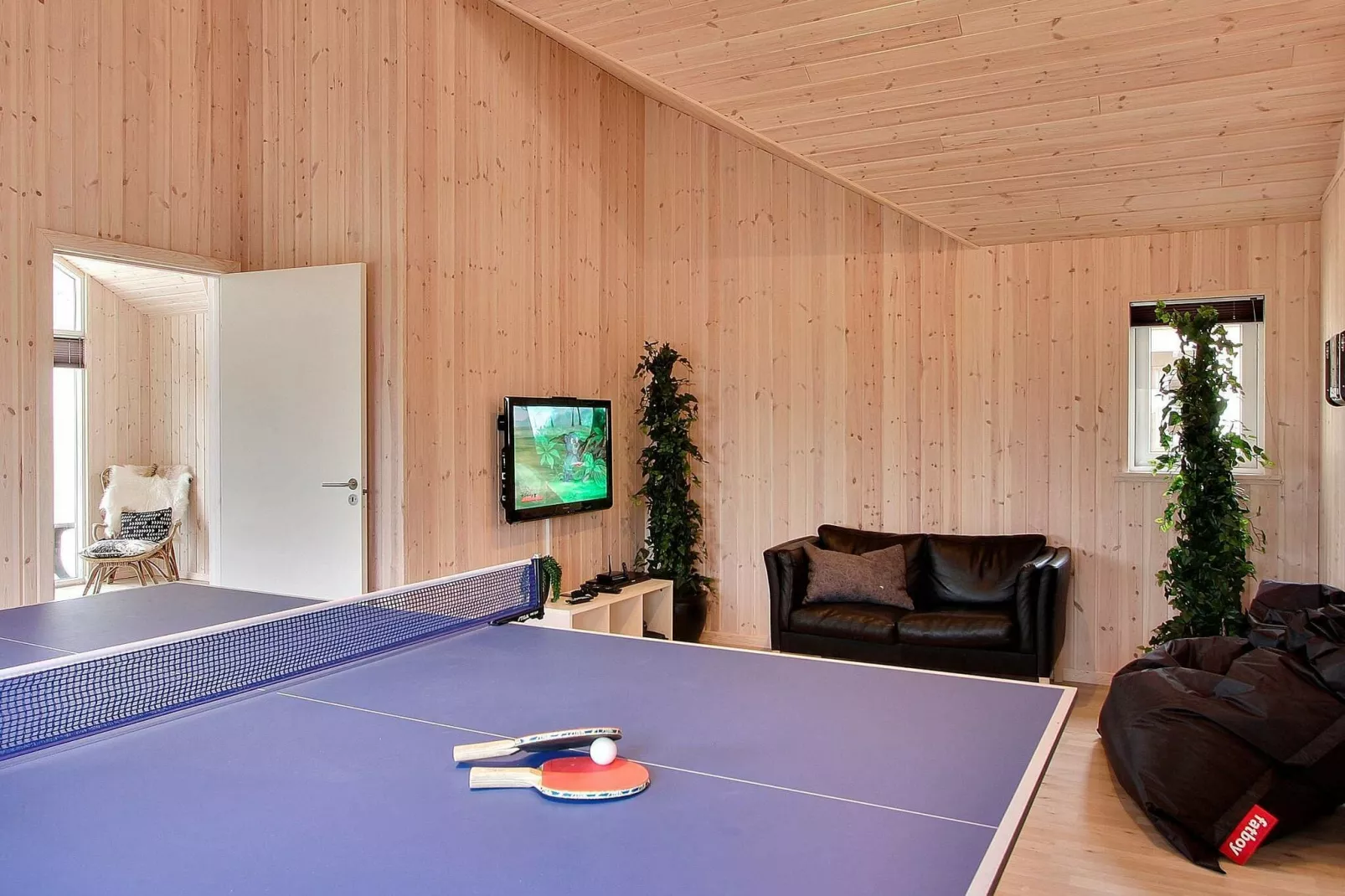 16 person holiday home in Tisvildeleje-Indoor