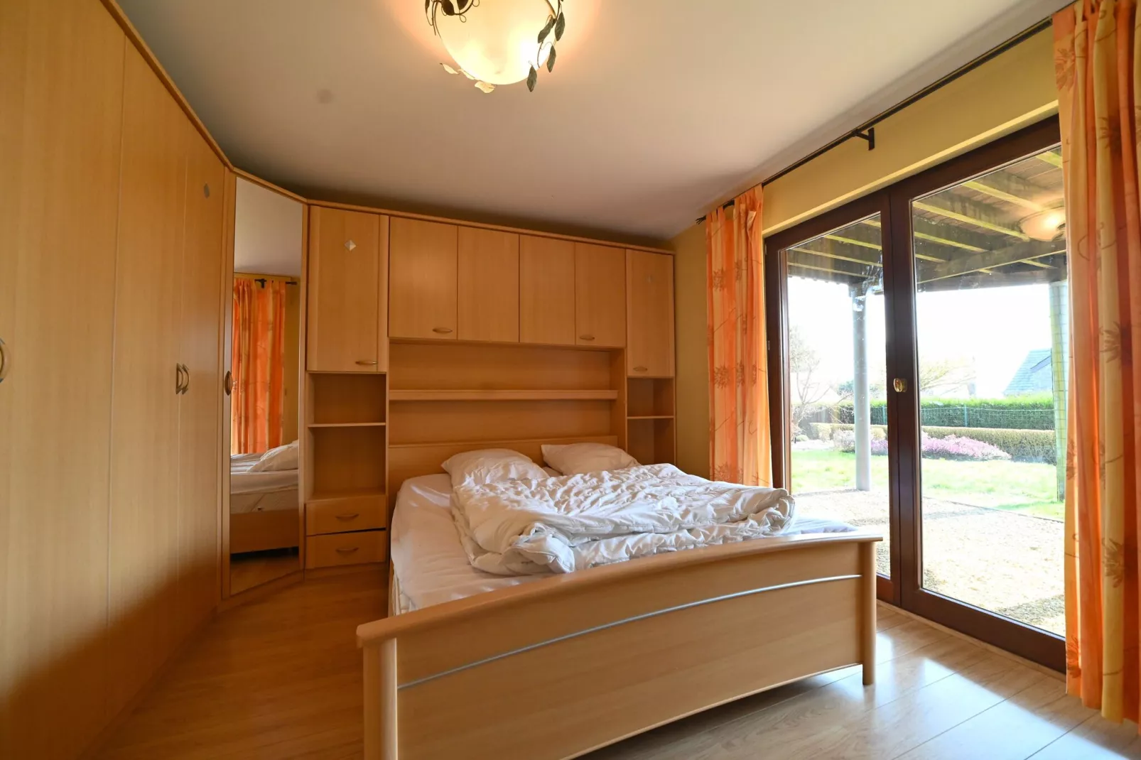 HIBOU-Bedroom
