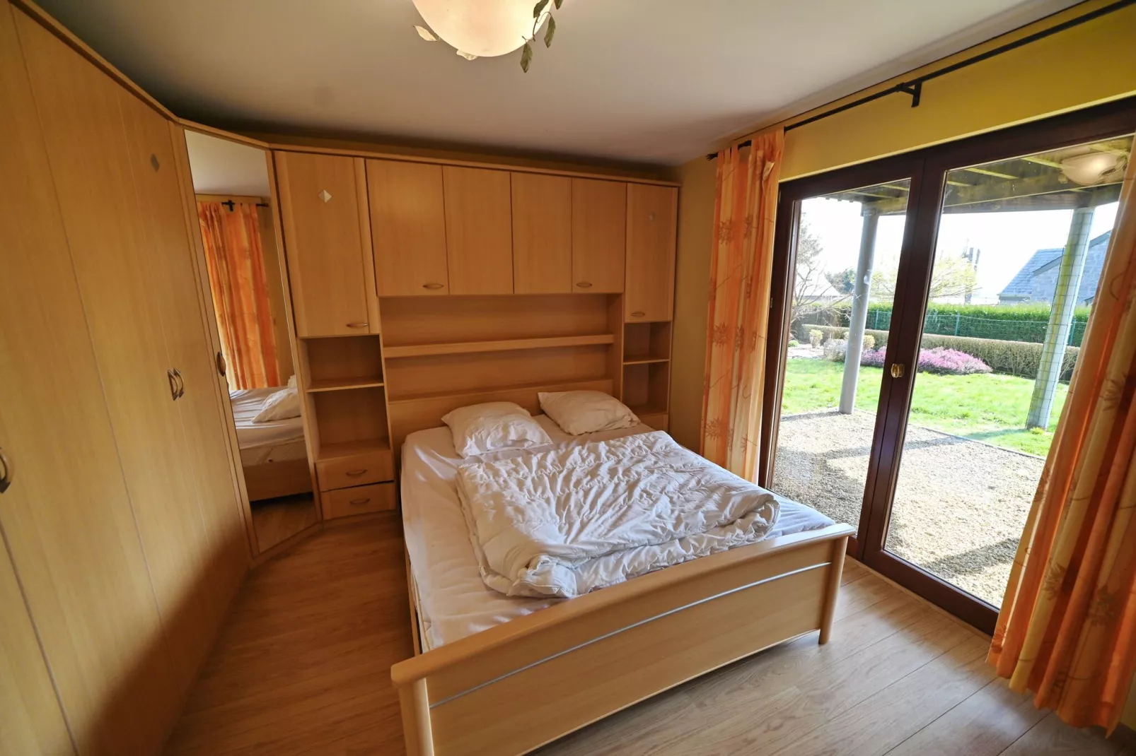 HIBOU-Bedroom
