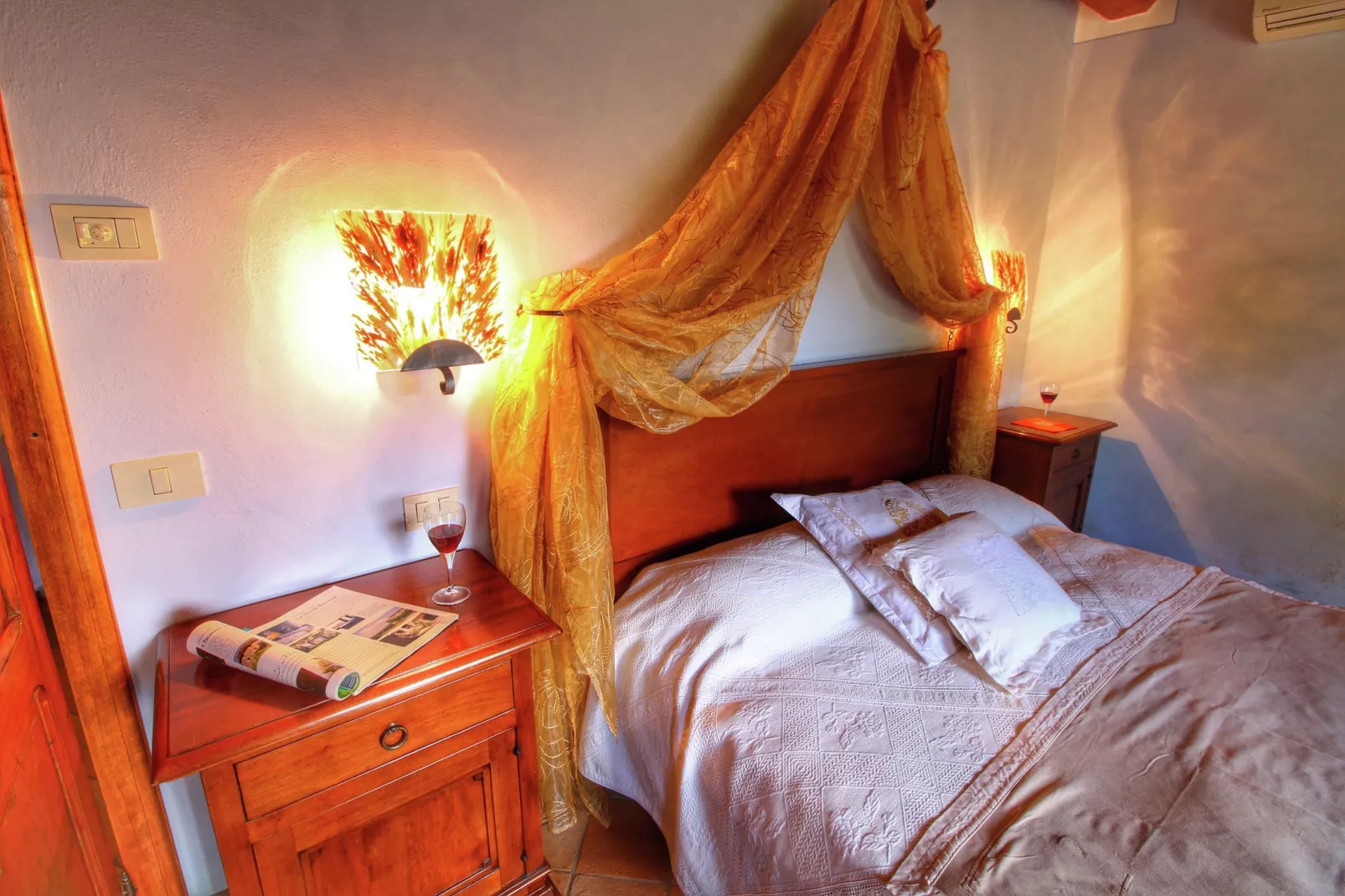 Villa Valardegna-Bedroom