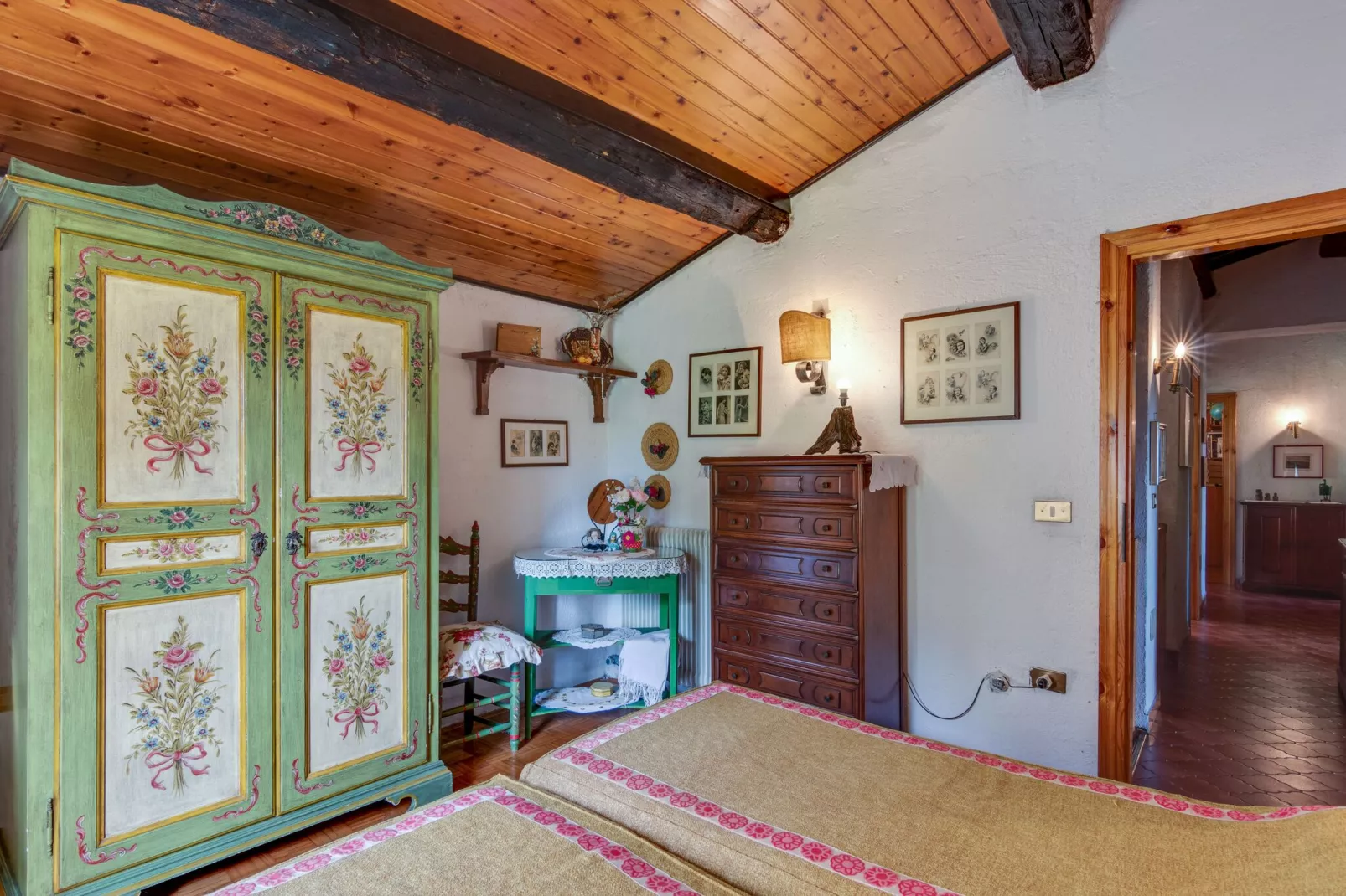 Casa Gherla Uno-Bedroom