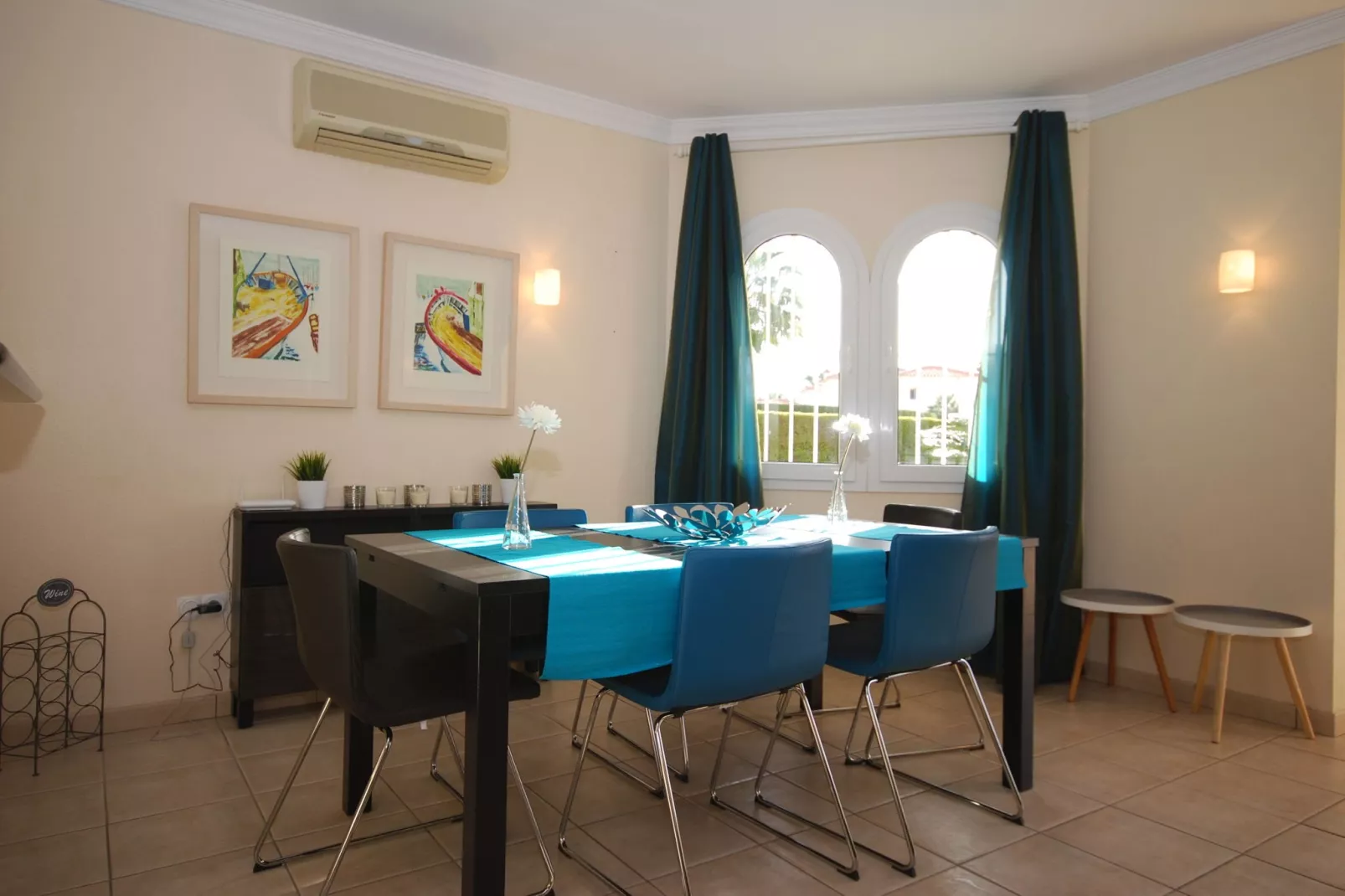 Casa Olivia Nova-Dining room