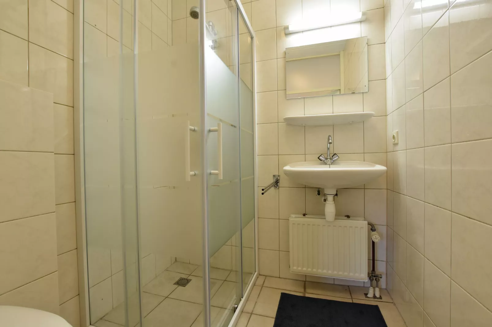 Bungalow Bosrijk-Bathroom