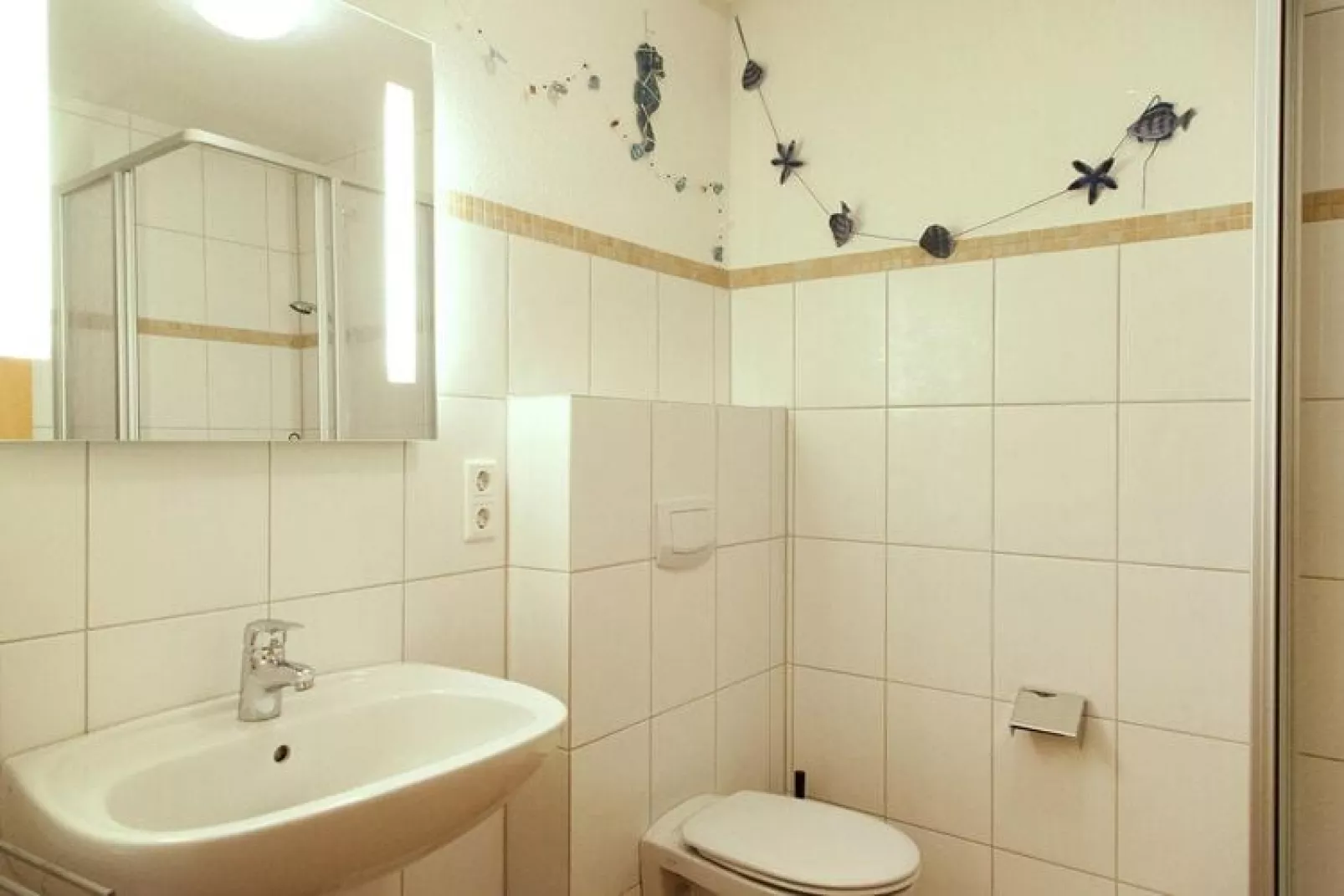 Greetsiel - Ferienhäuser Typ B-Bathroom