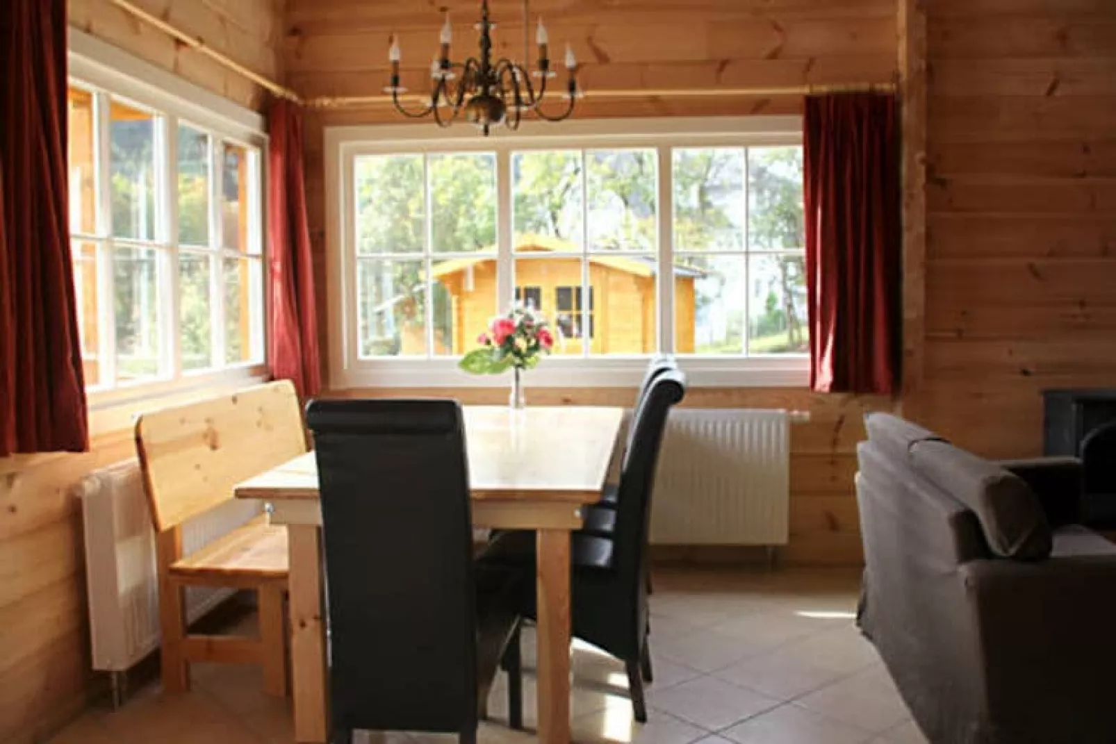 Blokhuis Winterberg Tulp-Dining room