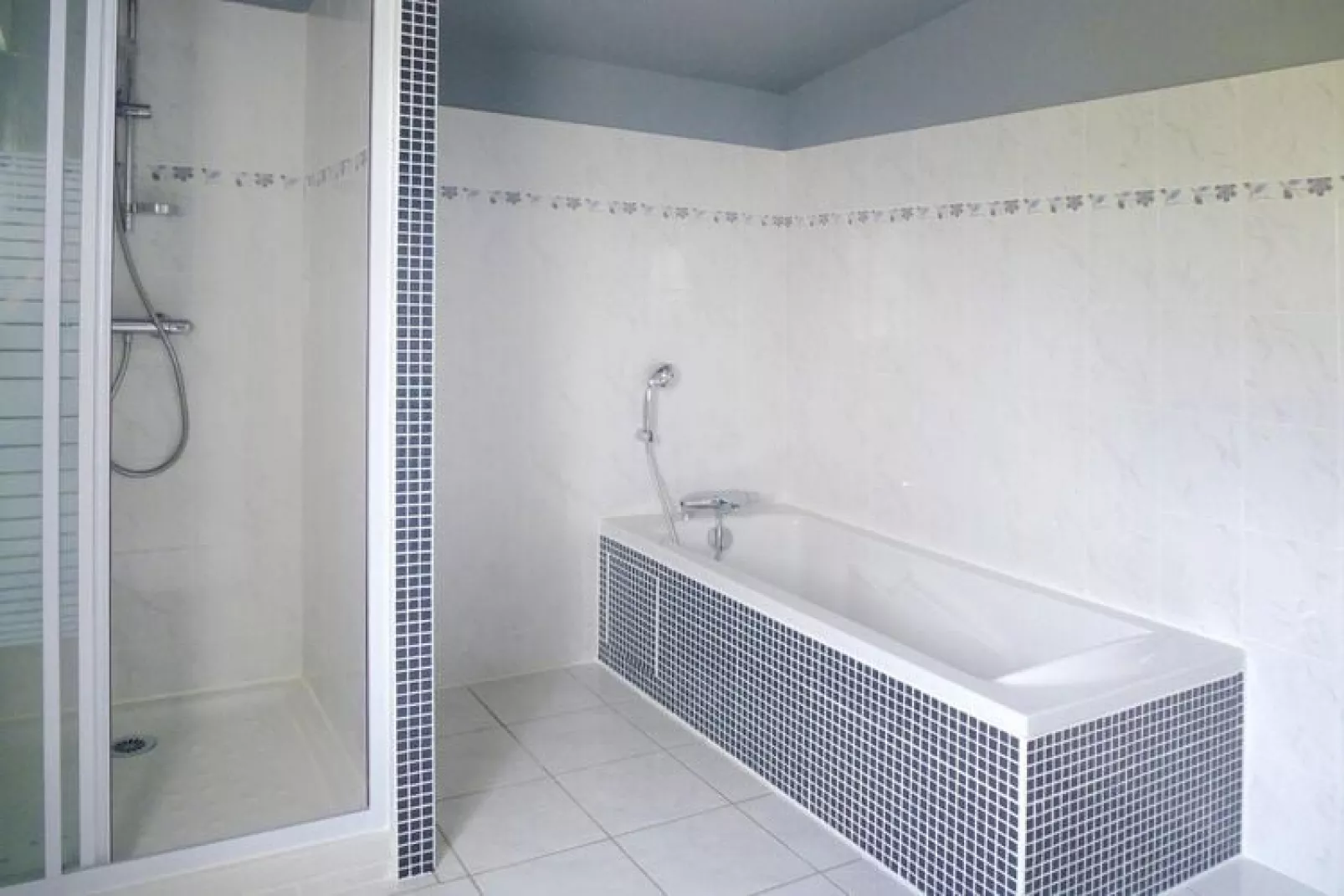 Holiday home Plévenon-Salle de bain