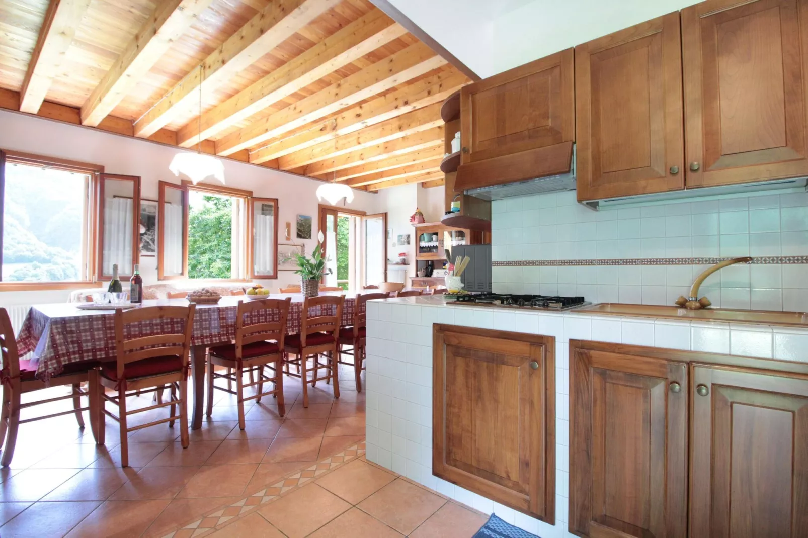 Tonino-Kitchen