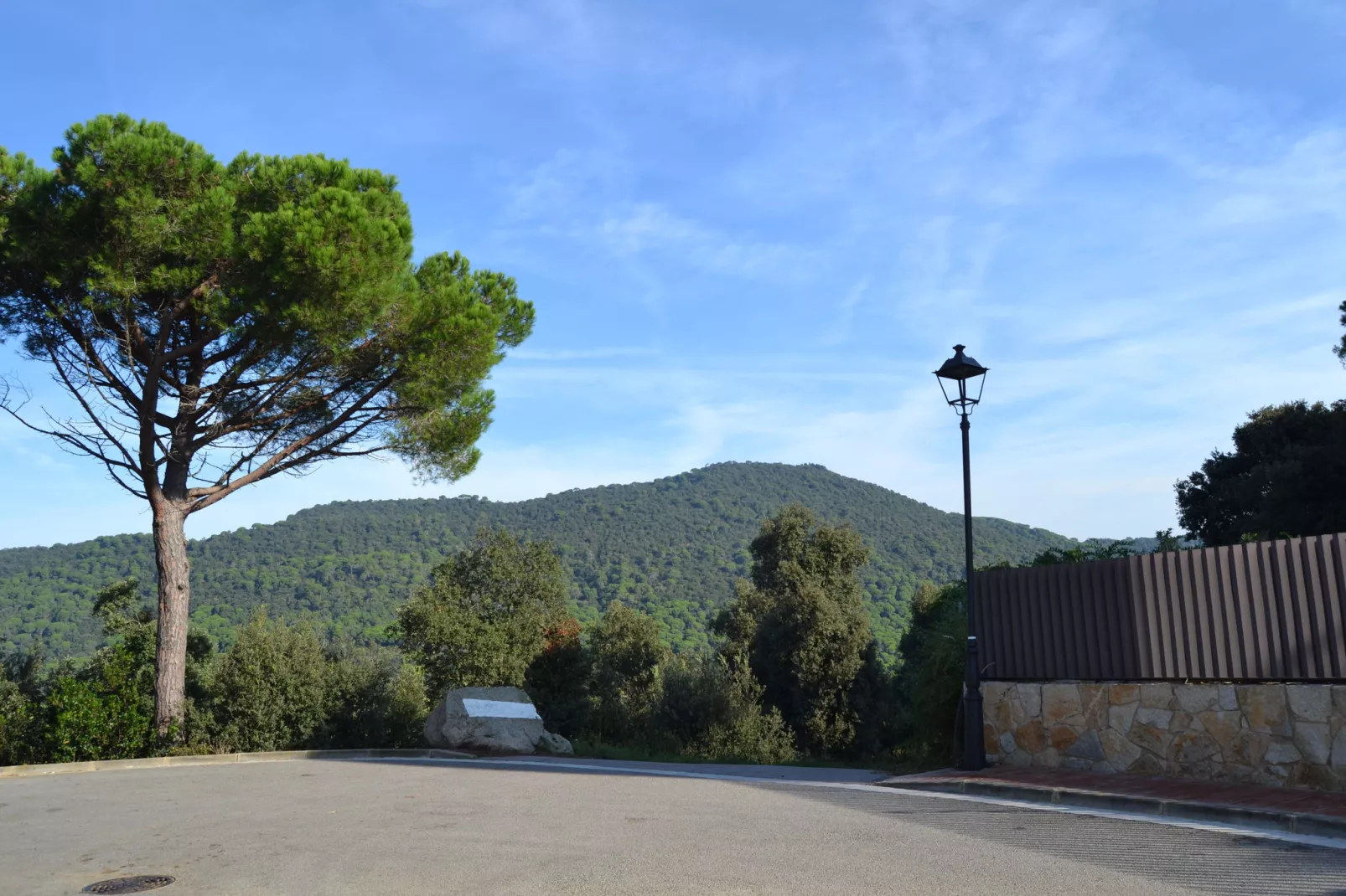 Villa Sant Andreu de Llavaneres-Areas summer 1km
