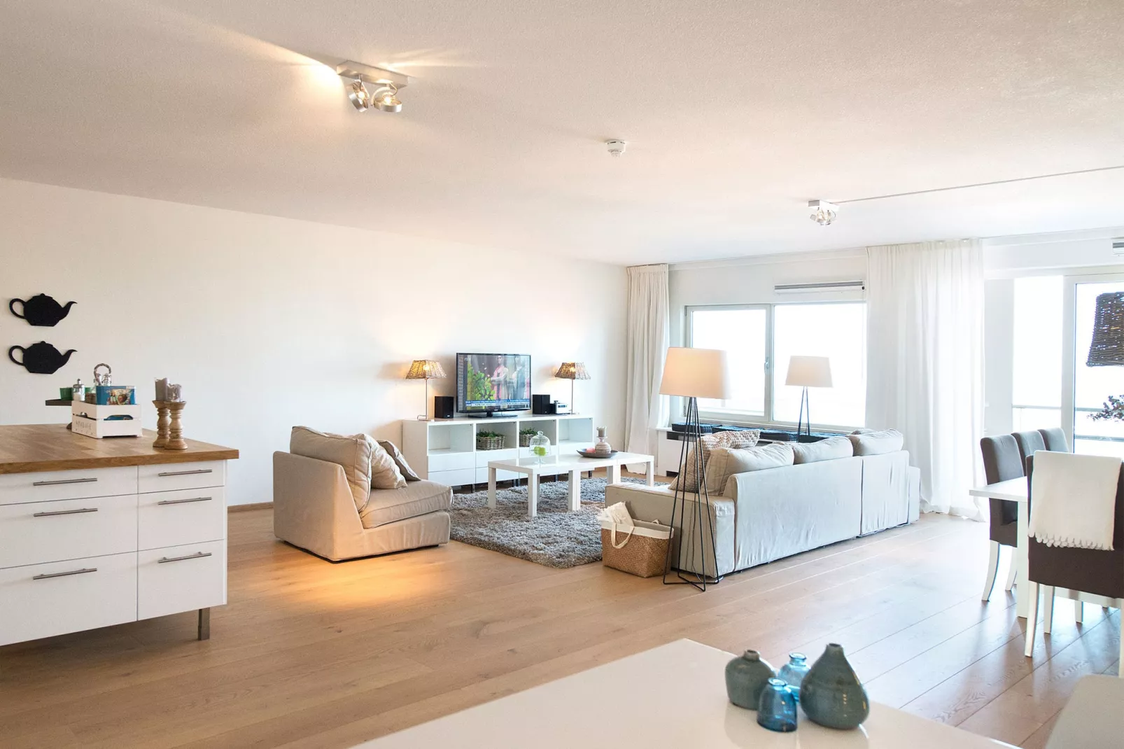 Scheveningen Harbour 24a-Living room