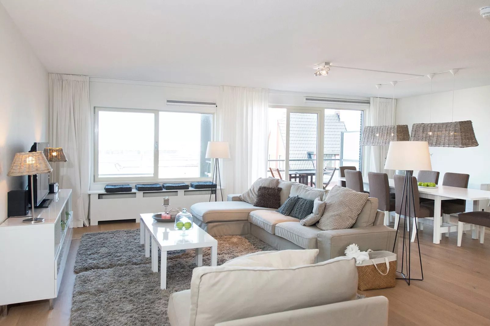 Scheveningen Harbour 24a-Living room