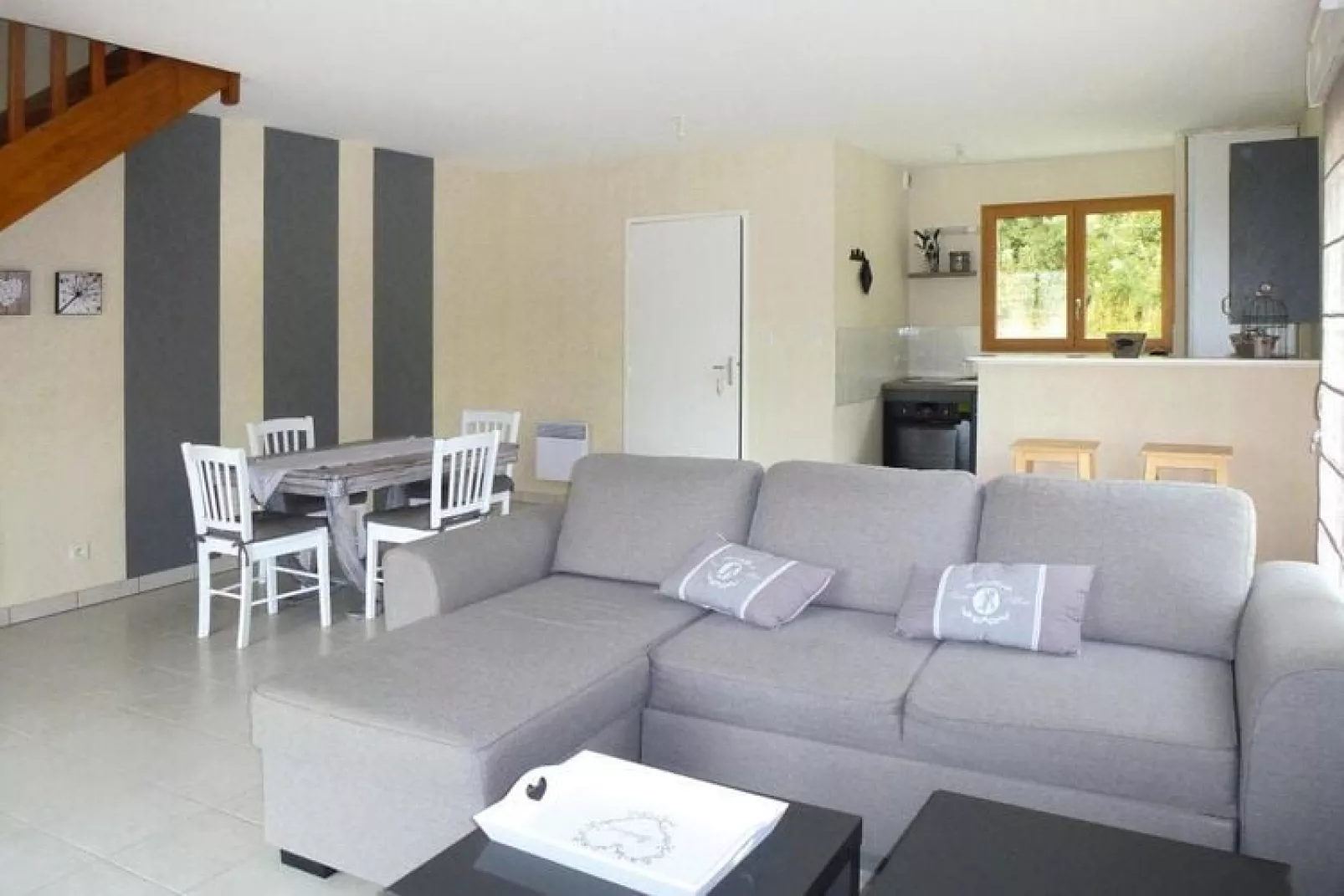 Terraced house St Quay-Portrieux-Living room