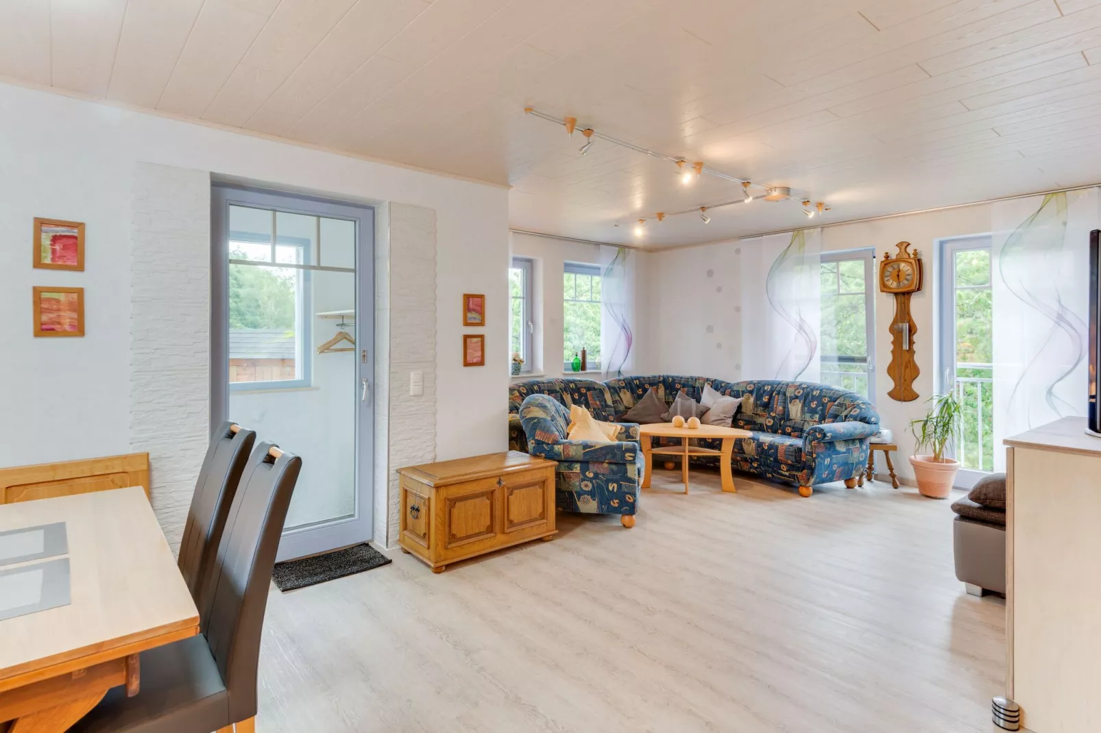 Zum Spitzen Land-Living room