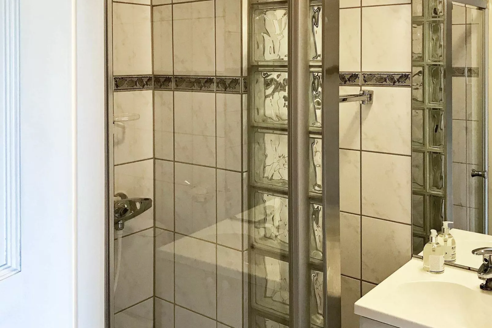 8 person holiday home in skulestadmo-Indoor