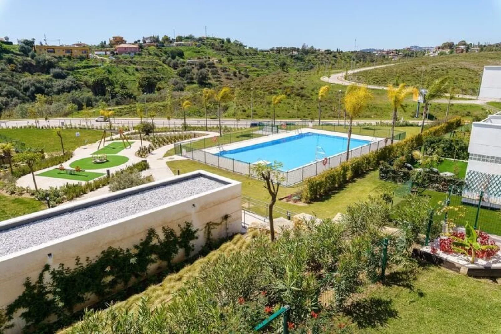 CT 104  El Lagar de la Cala de Mijas-Pool