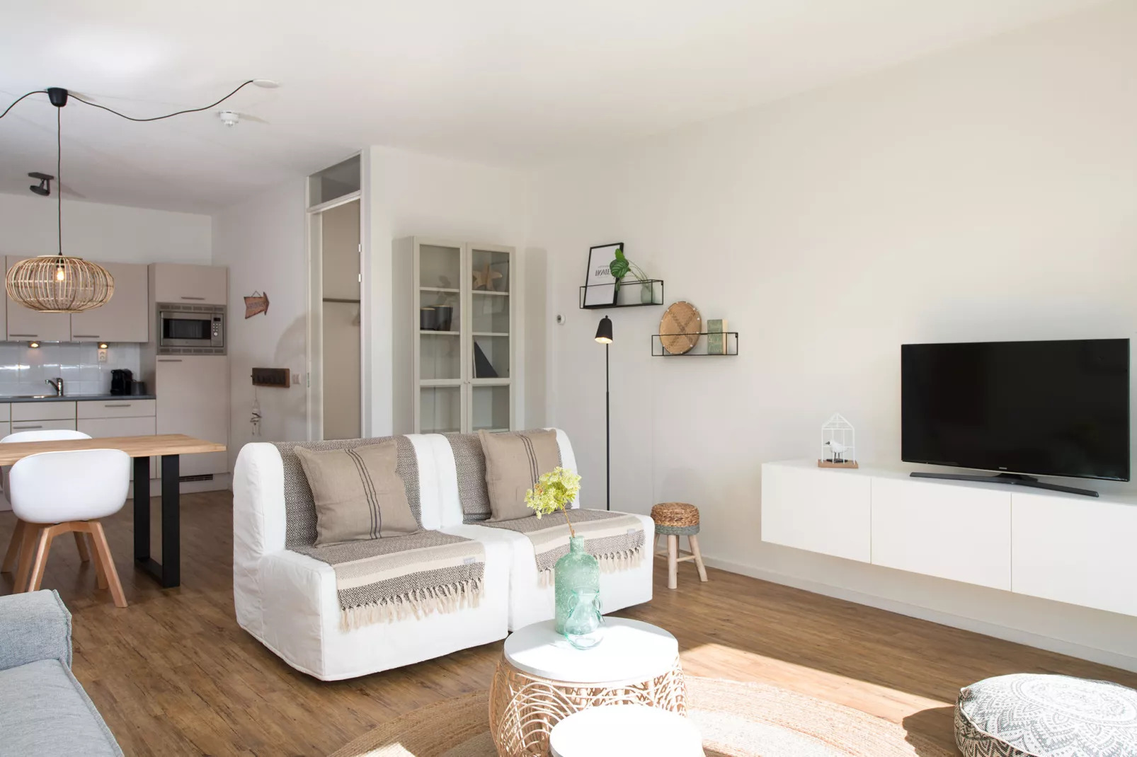 Scheveningen Harbour 60-Living room