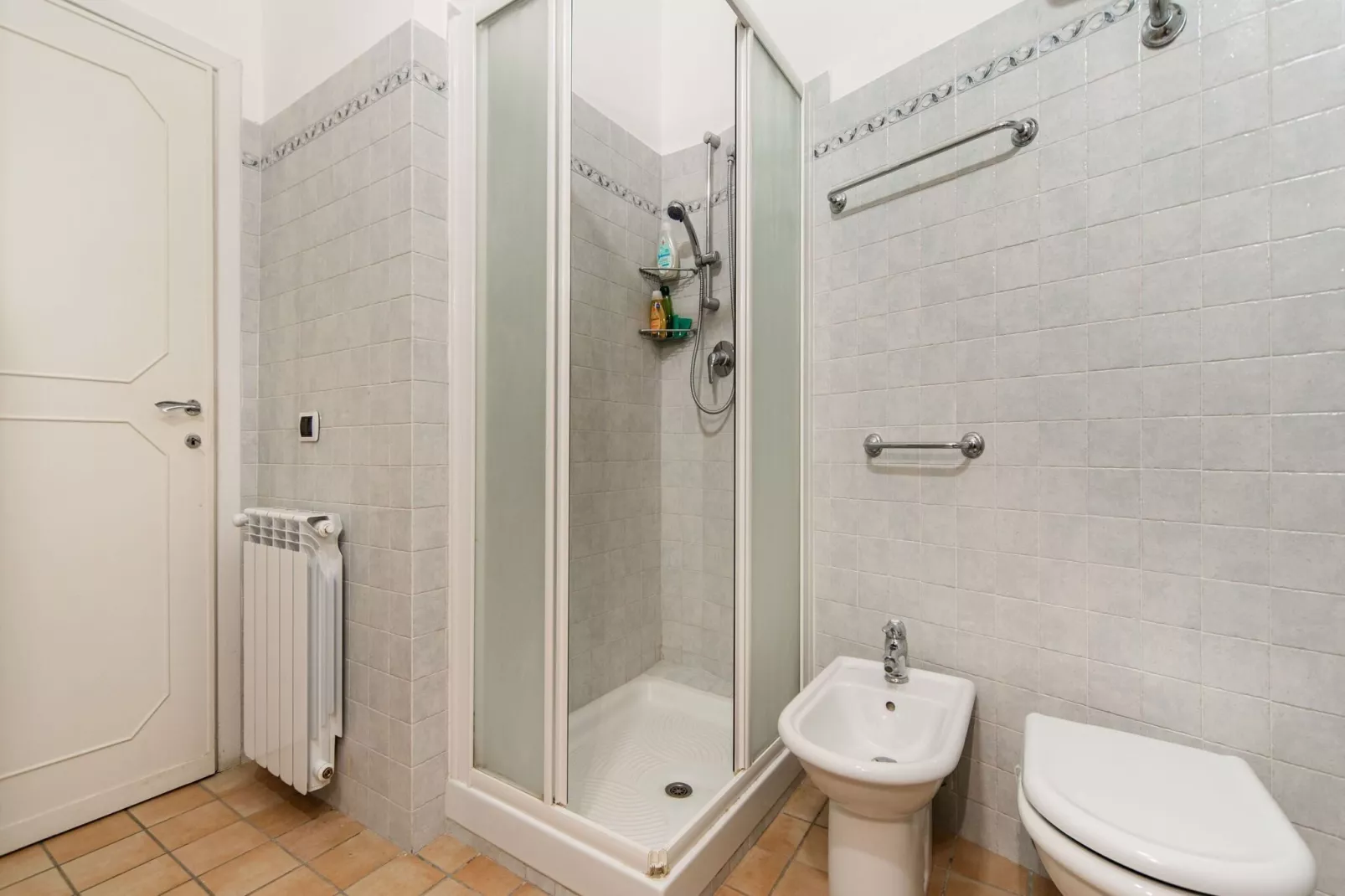 VILLA TADDEI-Salle de bain