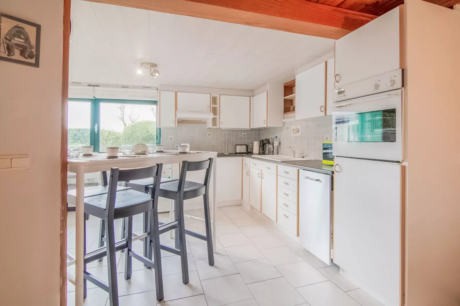 Hompré 1-Kitchen
