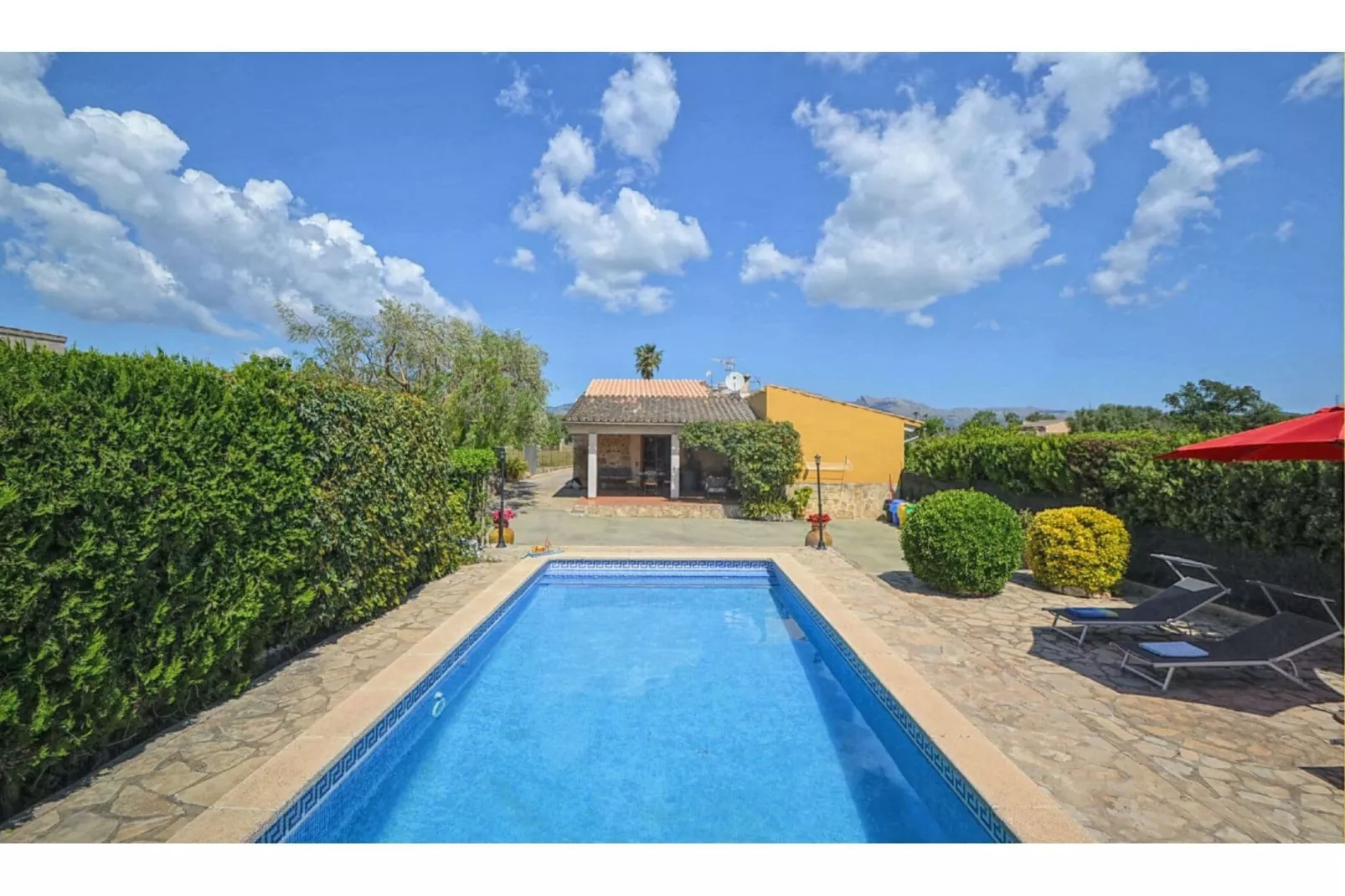 Sa Sini-Pool
