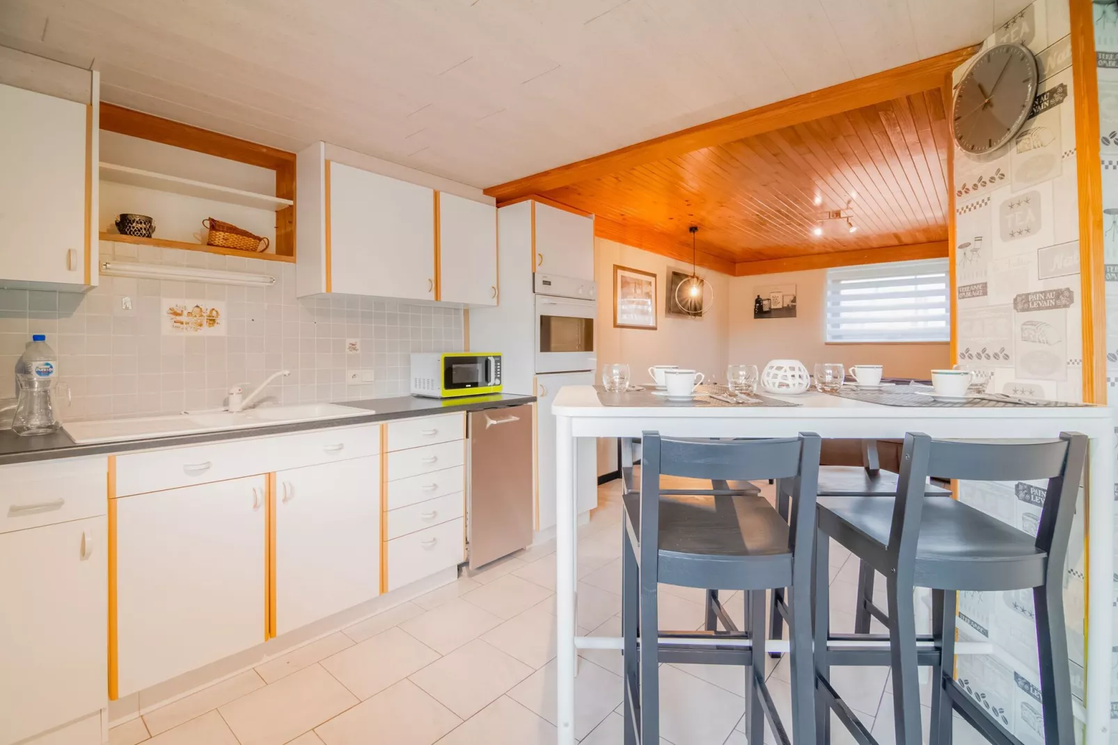 Hompré 1-Kitchen