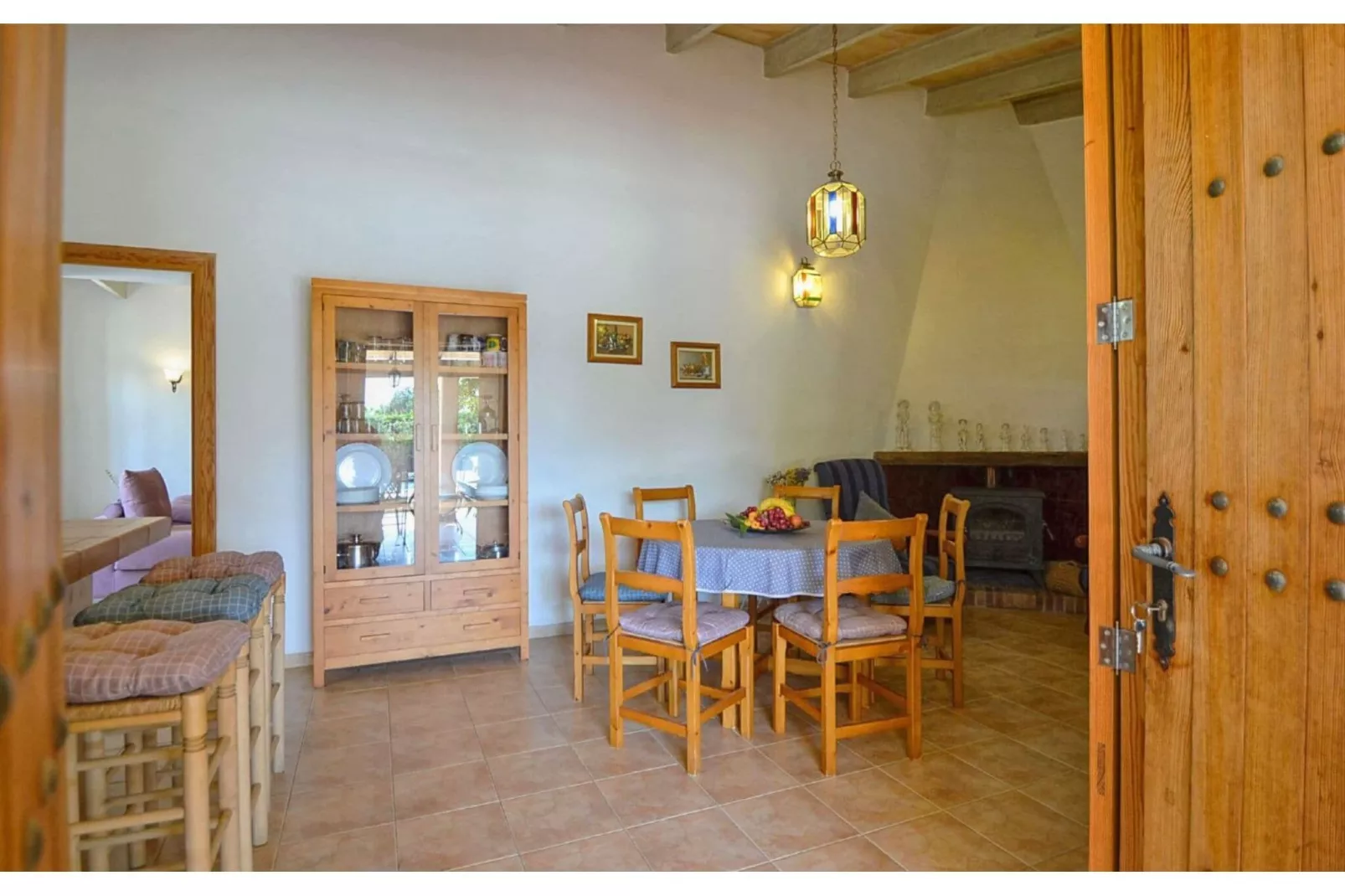 Sa Sini-Living room
