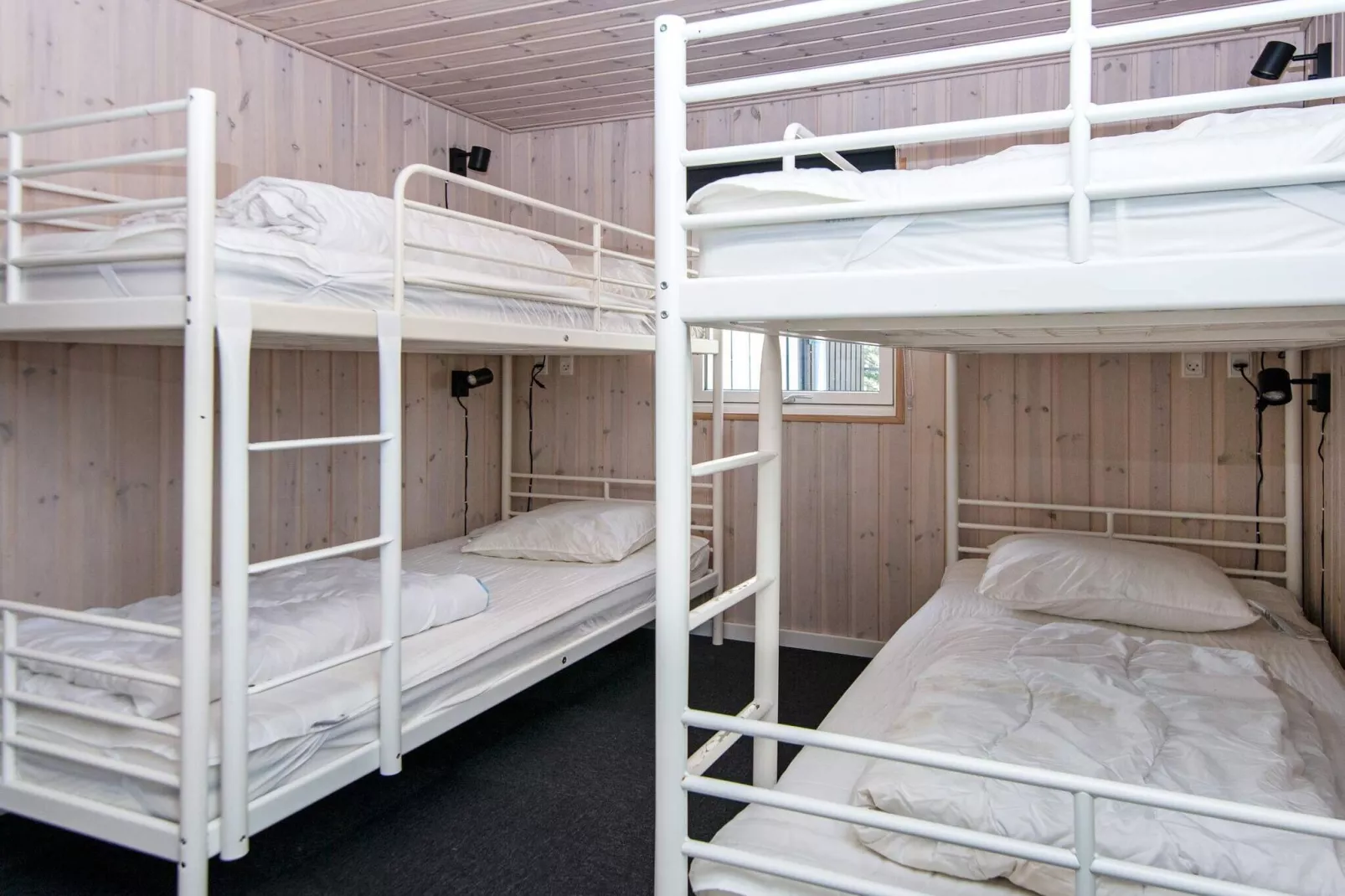 10 person holiday home in Løgstør-By Traum-Indoor