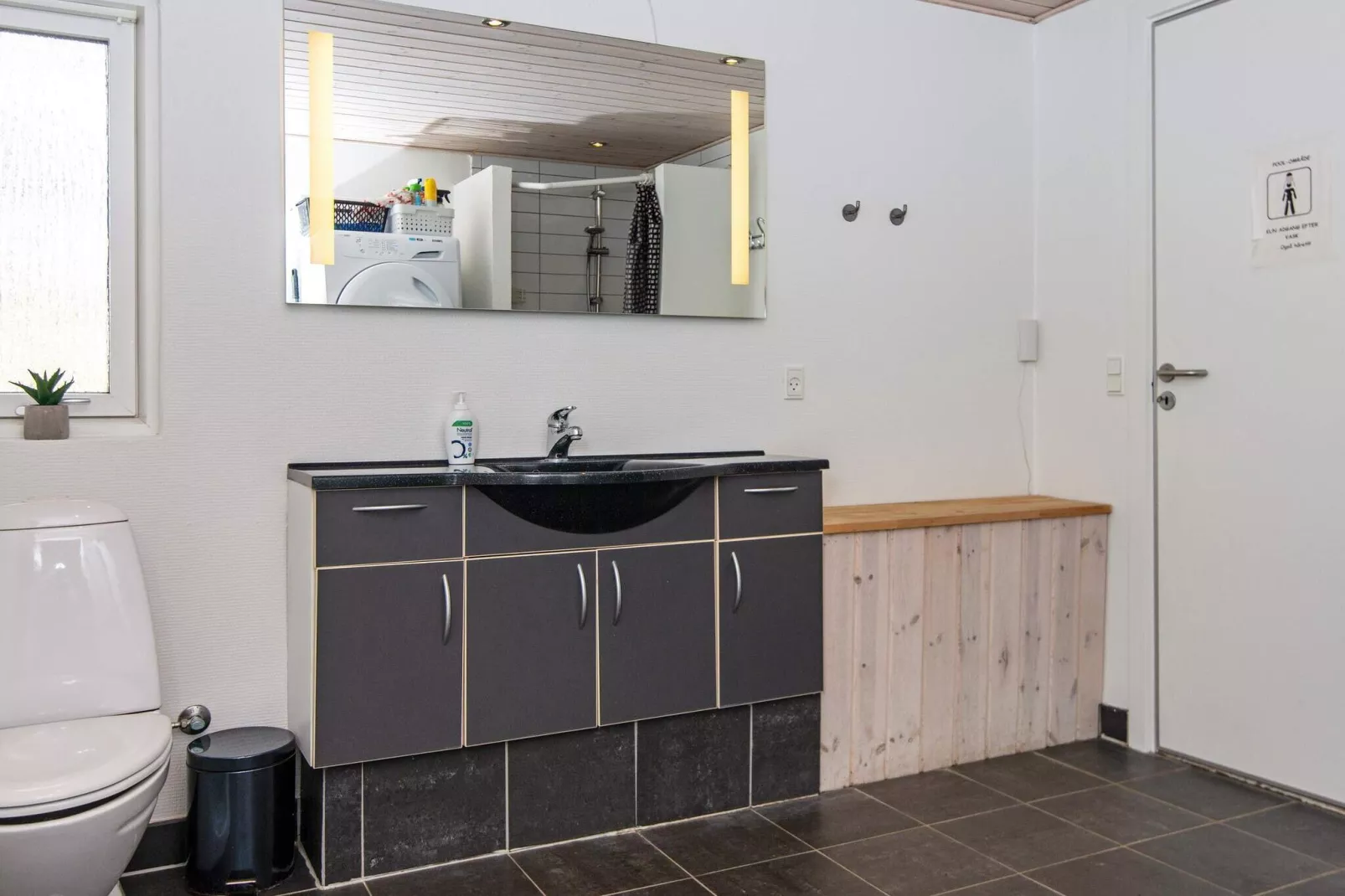 10 person holiday home in Løgstør-By Traum-Indoor