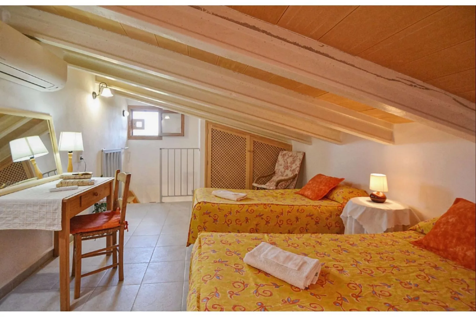 Sa Sini-Bedroom