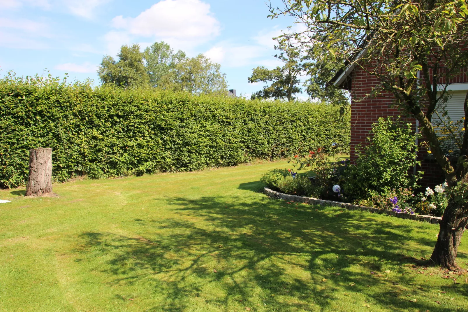 Ferienwohnung Moorhusen-Gardens summer