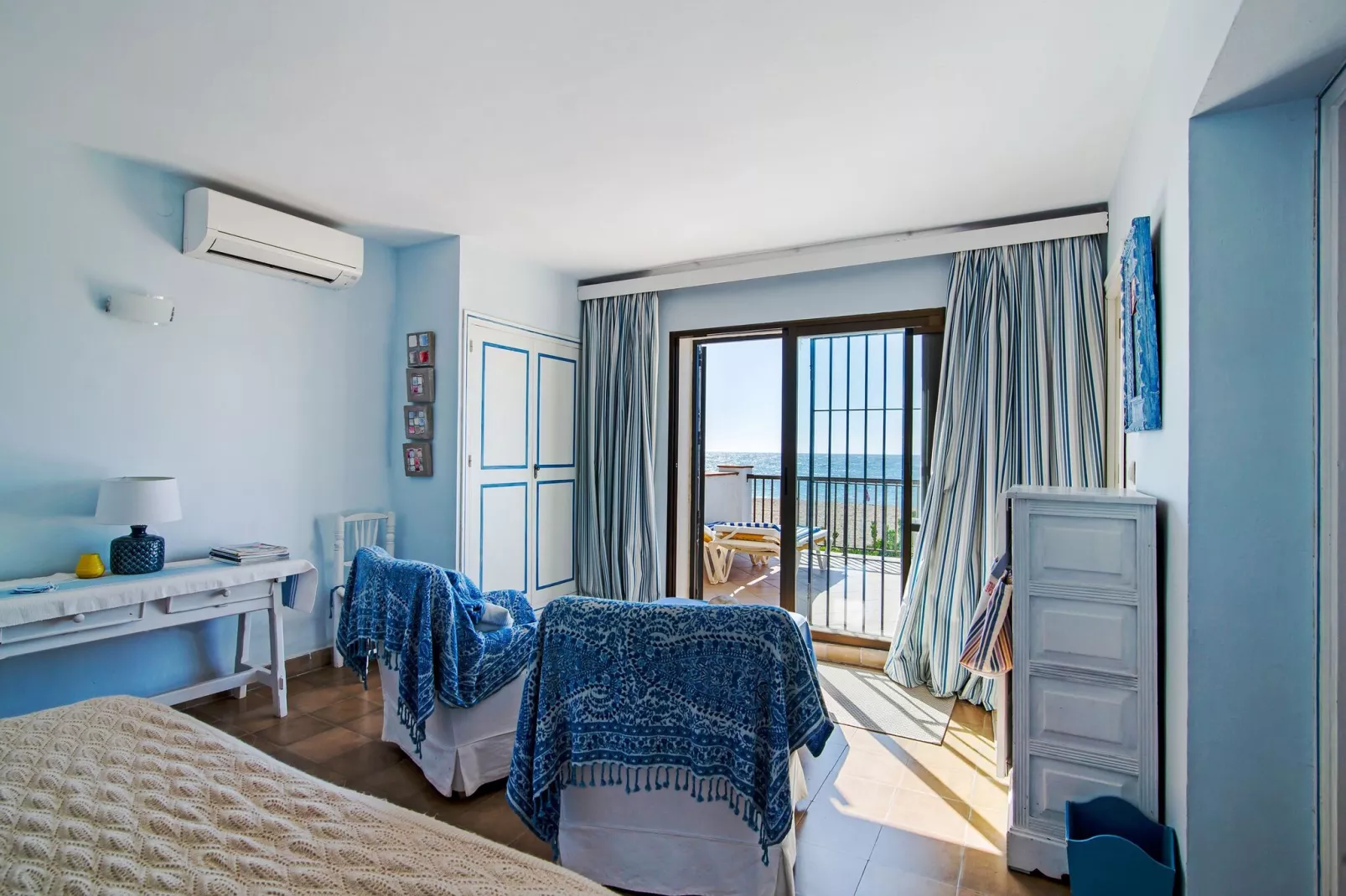Gaviota-Bedroom